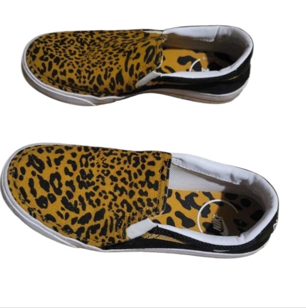 NIKE COURT LEGACY Slip On Cheetah Print Shoes Size 6